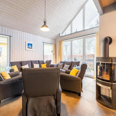 Holiday home Mirow, *
